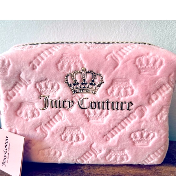 Juicy Couture Handbags - Juicy Couture Pink Cosmetic Bag